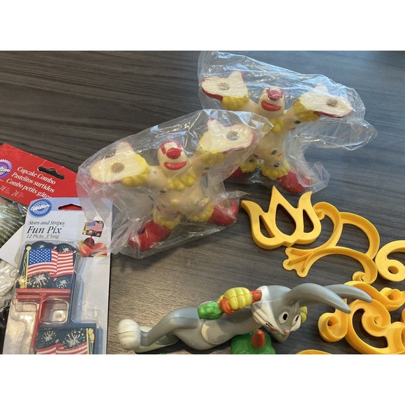 Lot Of Cake Cupcake Baking Decorating Supply- Fondant Bundle Cake ClownToppers - Picture 15 of 16